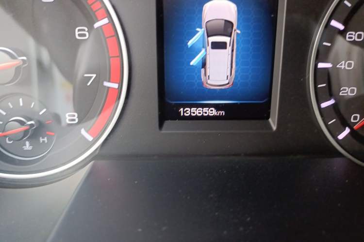 Used Haval H6 2018 Sport Edition 1.5T Manual Two-Wheel Drive Elite Model China V Standard Odometer Close Up