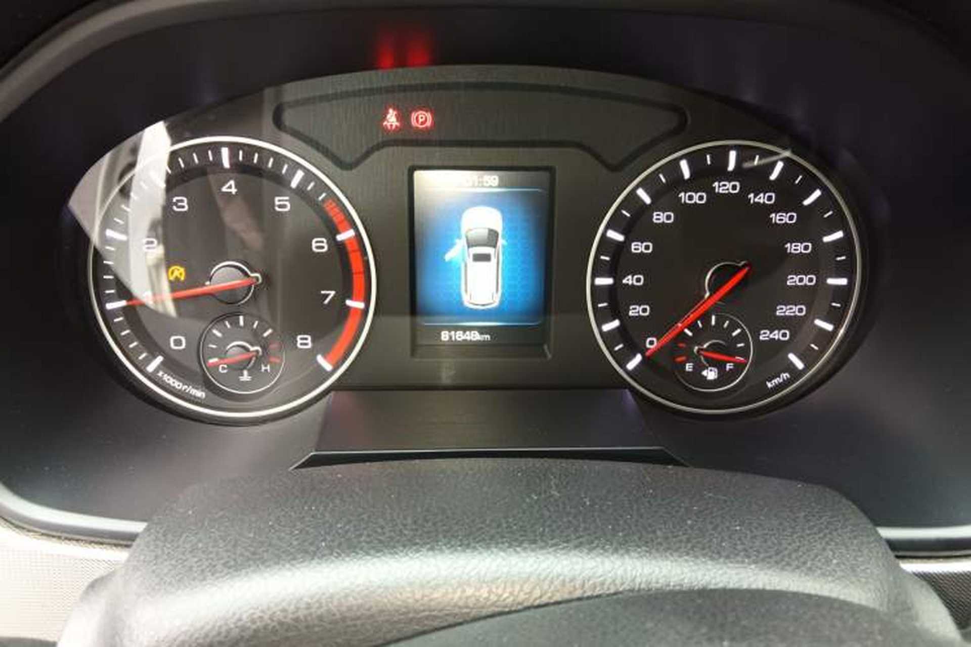 Used Haval H6 2018 Red-Label Sport Version 1.5T Manual Two-Wheel Drive Elite Model Odometer Close Up