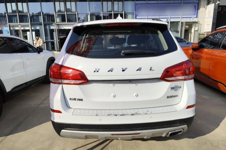 Used Haval H6 2018 Sport Edition 1.5T Automatic Two-Wheel Drive Elite Model China V Standard Rear