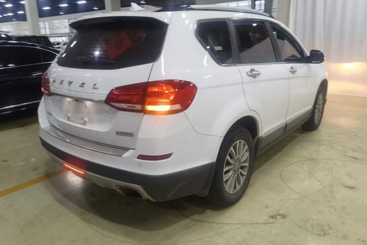 Used Haval H6 2018 Sport Edition 1.5T Manual Two-Wheel Drive Elite Model China V Standard Rear Right 45 Deg