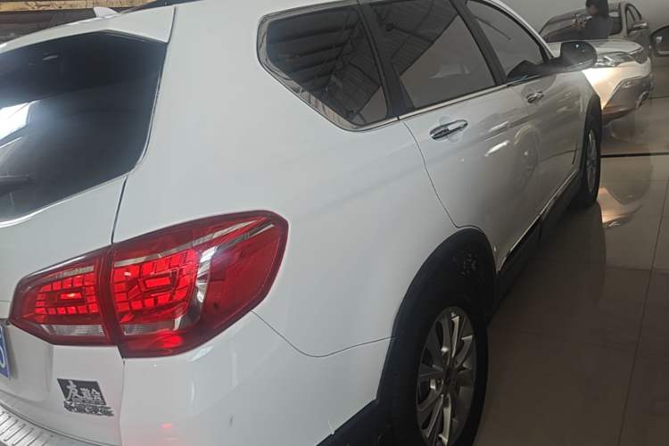 Used Haval H6 2018 Red-Label Sport Version 1.5T Manual Two-Wheel Drive Elite Model Rear Right 45 Deg
