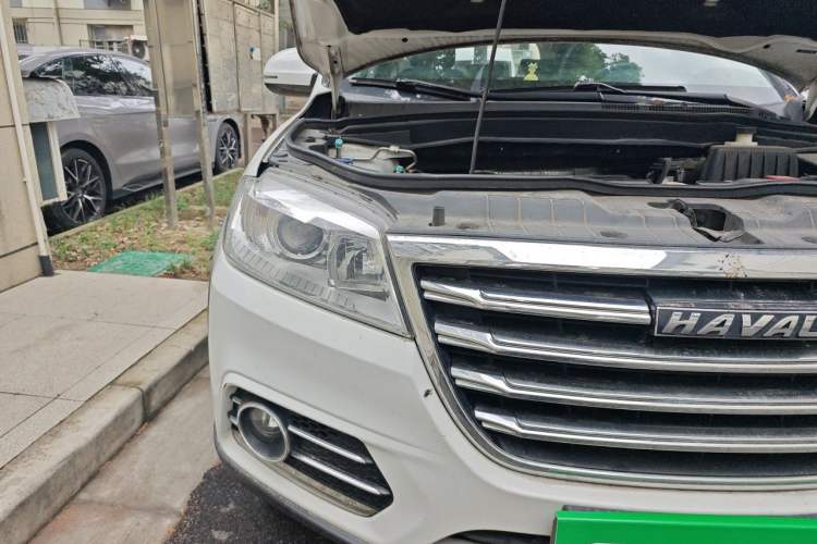 Used Haval H6 2018 Red-Label Sport Edition 1.5T Automatic Two-Wheel Drive Elite Model Right Front Headlight