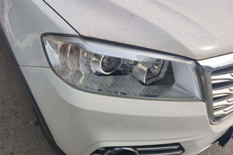 Used Haval H6 2018 Red-Label Sport Version 1.5T Manual Two-Wheel Drive Elite Model Right Front Headlight