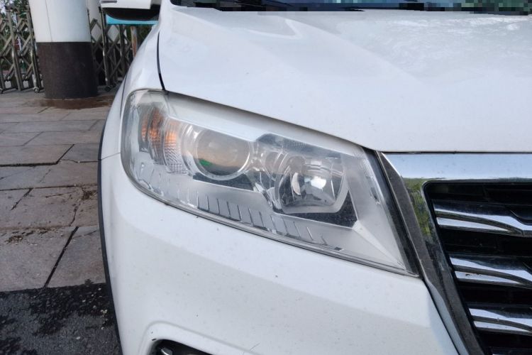 Used Haval H6 2018 Red-Label Sport Version 1.5T Manual Two-Wheel Drive Elite Model Right Front Headlight