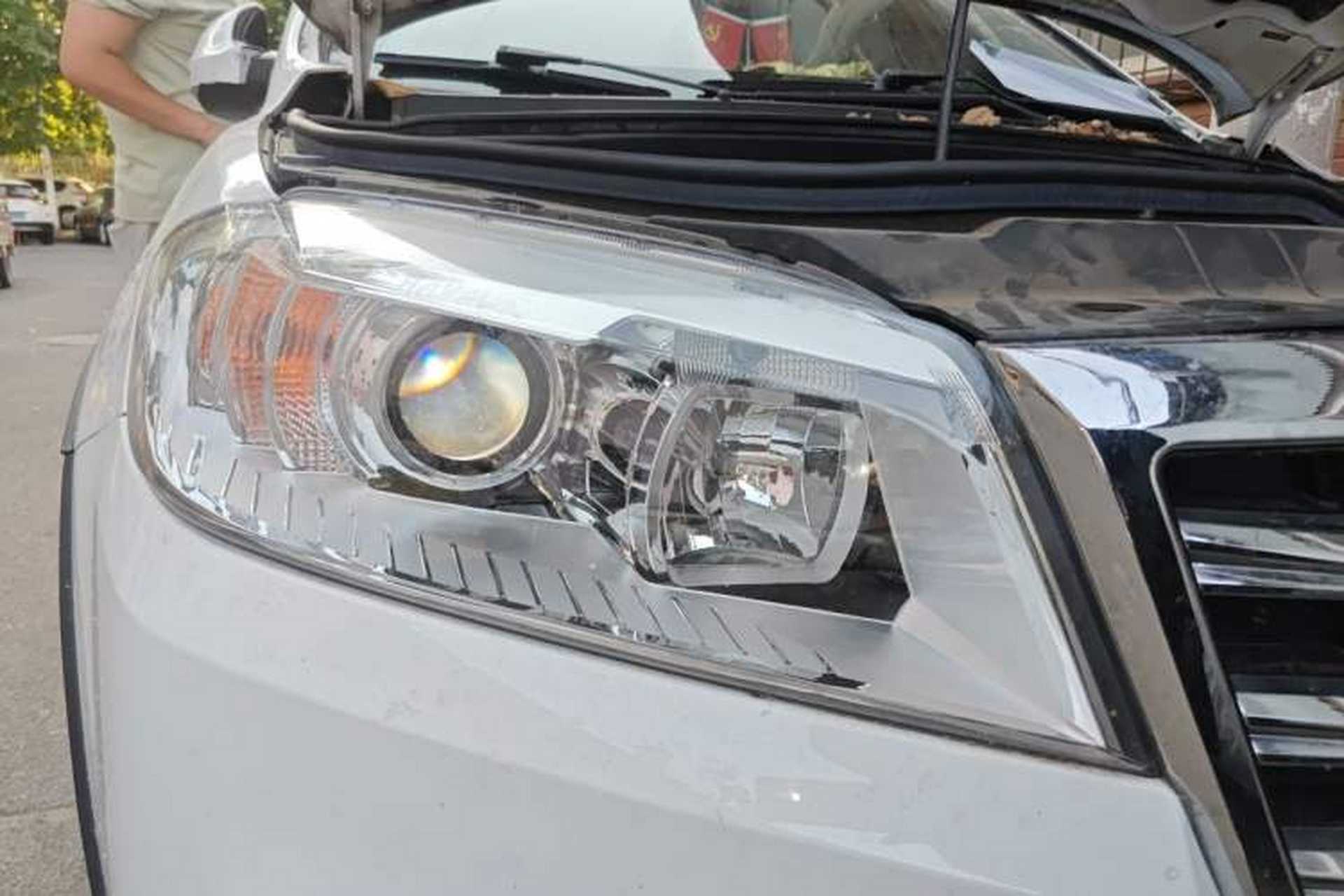 Used Haval H6 2018 Red-Label Sport Edition 1.5T Automatic Two-Wheel Drive Elite Model Right Front Headlight