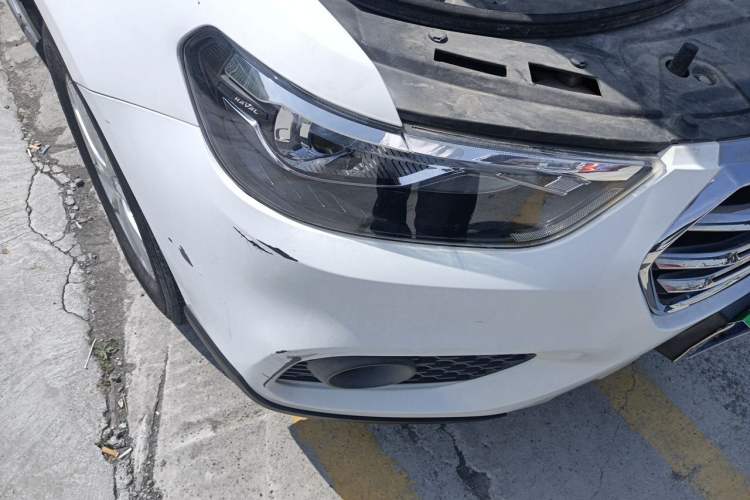 Used Haval H6 2018 Blue Label Sport Edition 1.5T Automatic Two-Wheel Drive Elite Model Right Front Headlight