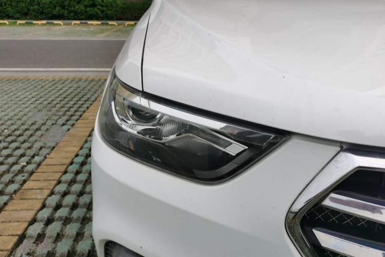 Used Haval H6 2018 Blue Label Sport Edition 1.5T Automatic Two-Wheel Drive Elite Model Right Front Headlight