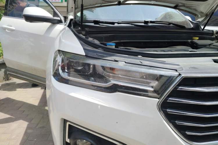 Used Haval H6 2018 Blue Label 2.0T Automatic Luxury Model Right Front Headlight