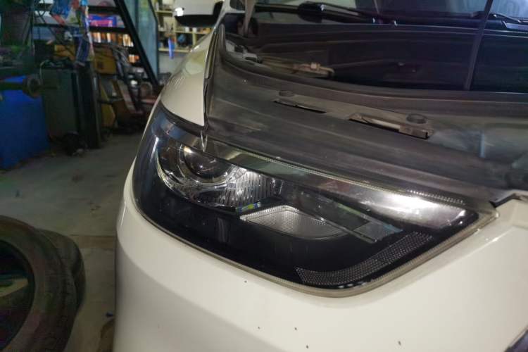 Used Haval H6 2018 Blue Label Sport Edition 1.5T Automatic Two-Wheel Drive Elite Model Right Front Headlight