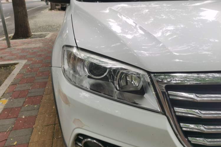 Used Haval H6 2018 Red-Label Sport Edition 1.5T Automatic Two-Wheel Drive Elite Model Right Front Headlight