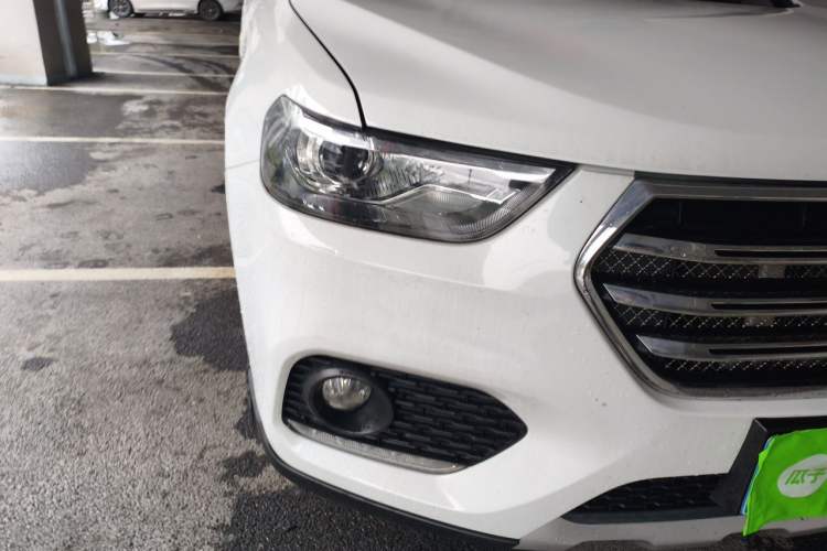 Used Haval H6 2018 Blue Label Sport Edition 1.5T Automatic Two-Wheel Drive Elite Model Right Front Headlight
