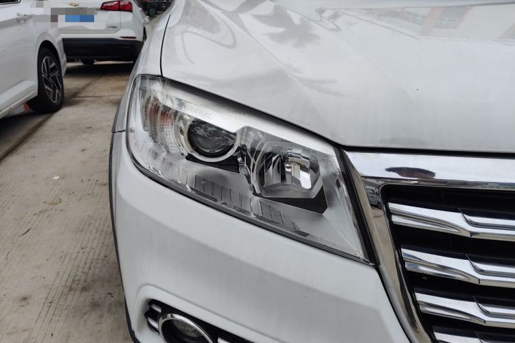 Used Haval H6 2018 Red-Label Sport Edition 1.5T Automatic Two-Wheel Drive Prestige Model Right Front Headlight