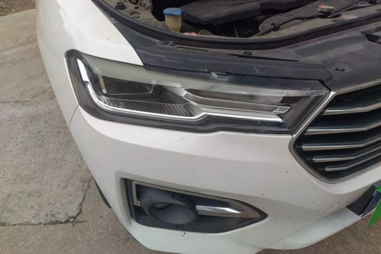 Used Haval H6 2018 Blue-Label 1.5T Automatic Luxury Model Right Front Headlight