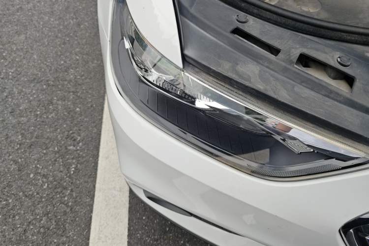 Used Haval H6 2018 Blue Label Sport Edition 1.5T Automatic Two-Wheel Drive Elite Model Right Front Headlight