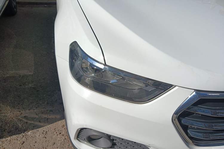 Used Haval H6 2018 Blue Label Sport Edition 1.5T Manual Two-Wheel Drive Elite Model Right Front Headlight