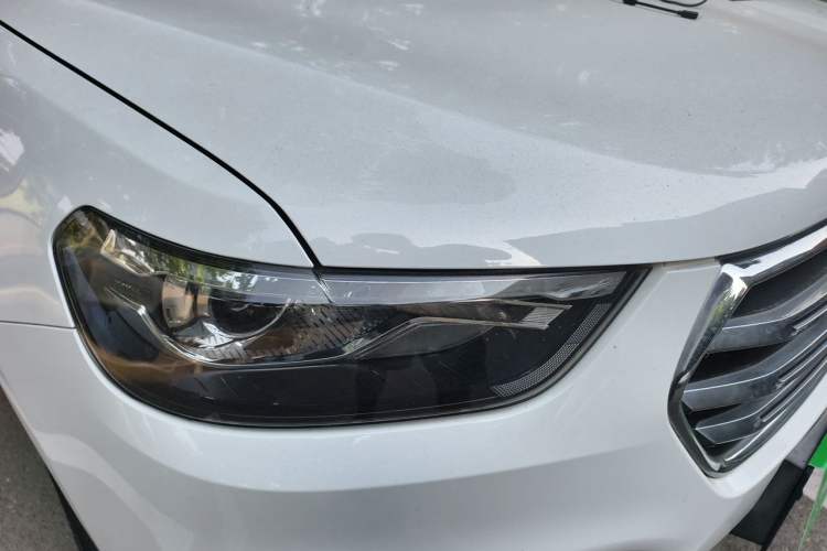 Used Haval H6 2018 Sport Edition 1.5T Manual Two-Wheel Drive Elite Model China V Standard Right Front Headlight