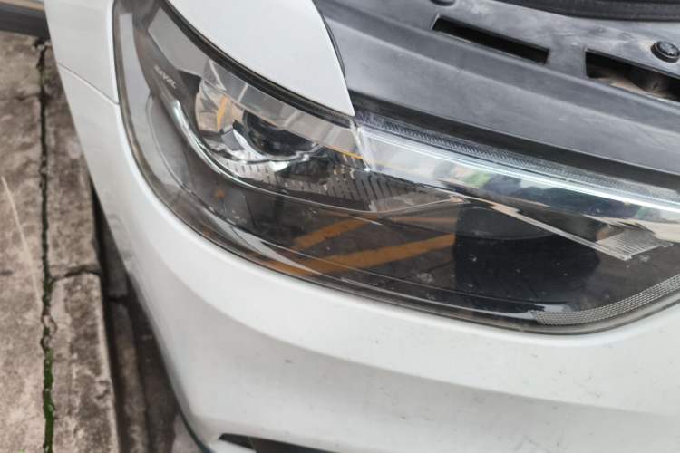 Used Haval H6 2018 Blue Label Sport Edition 1.5T Automatic Two-Wheel Drive Elite Model Right Front Headlight