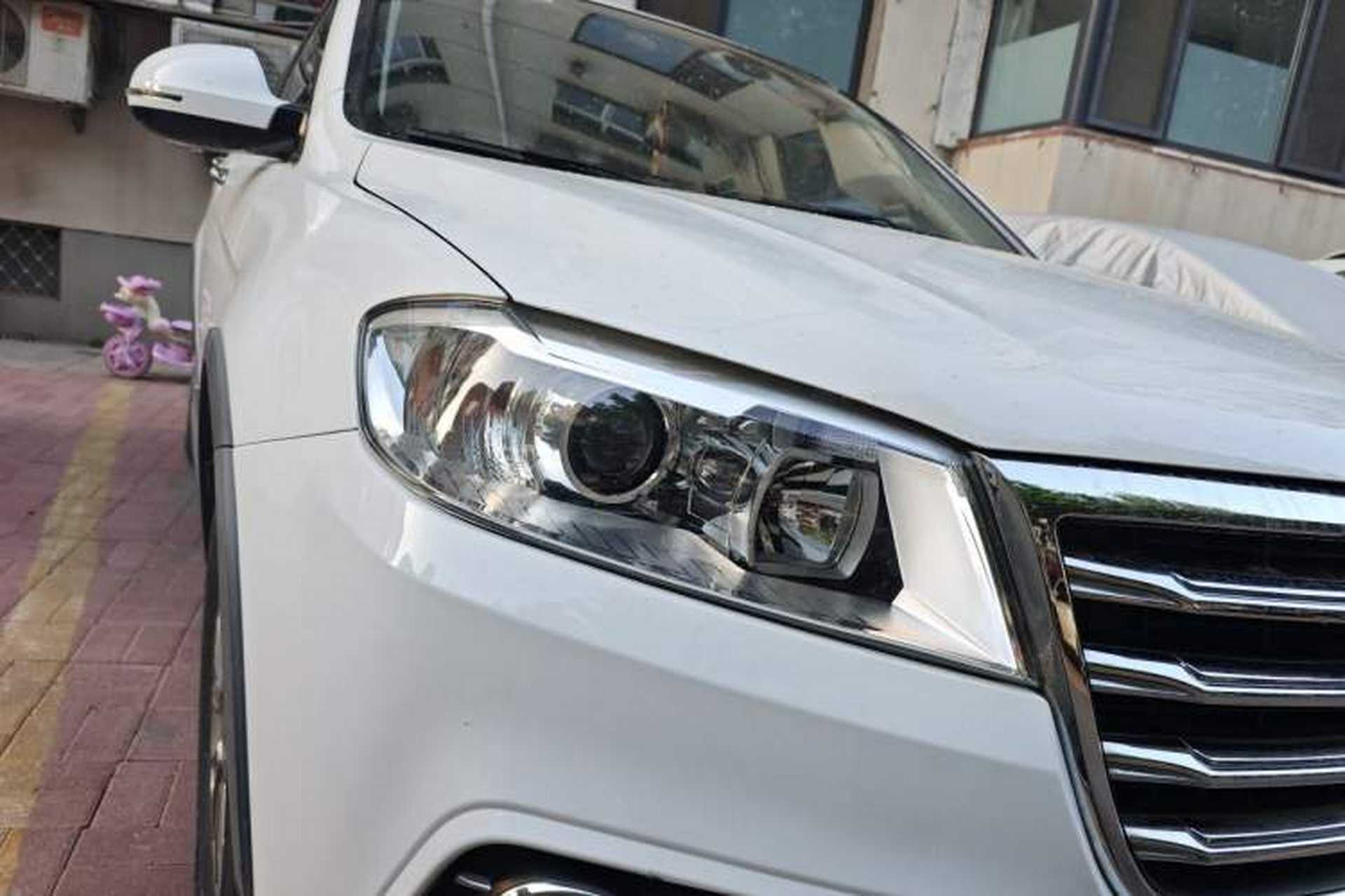 Used Haval H6 2018 Red-Label Sport Edition 1.5T Automatic Two-Wheel Drive Elite Model Right Front Headlight
