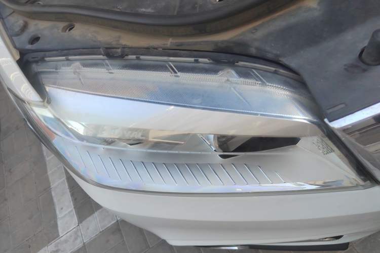 Used Haval H6 2018 Red-Label Sport Edition 1.5T Automatic Two-Wheel Drive Elite Model Right Front Headlight