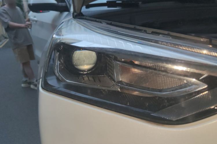 Used Haval H6 2018 Red-Label 1.5T Automatic Luxury Model Right Front Headlight