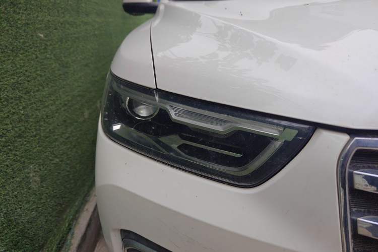 Used Haval H6 2018 Red-Label 2.0T Automatic Luxury Model Right Front Headlight