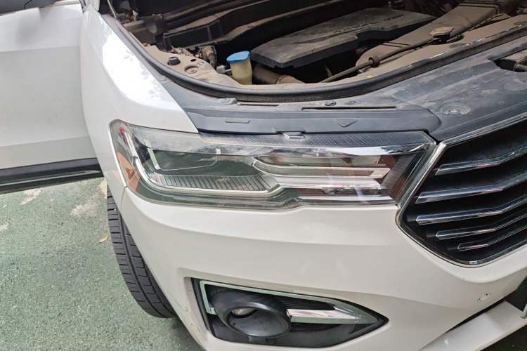 Used Haval H6 2018 Blue Label 1.5T Automatic Ultra-Luxury Model Right Front Headlight