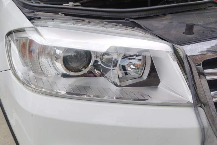 Used Haval H6 2018 Red-Label Sport Edition 1.5T Automatic Two-Wheel Drive Elite Model Right Front Headlight