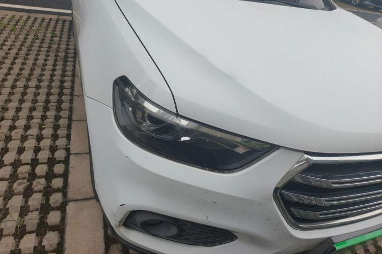 Used Haval H6 2018 Blue Label Sport Edition 1.5T Automatic Two-Wheel Drive Elite Model Right Front Headlight