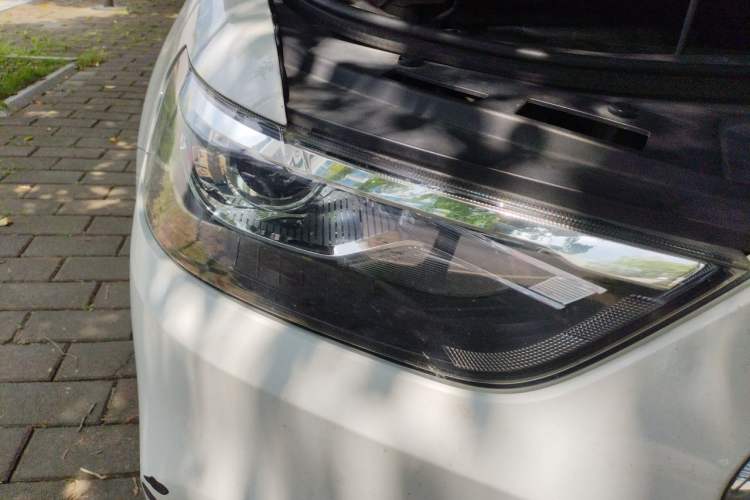 Used Haval H6 2018 Blue Label Sport Edition 1.5T Automatic Two-Wheel Drive Elite Model Right Front Headlight
