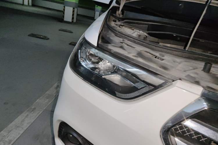 Used Haval H6 2018 Blue Label Sport Edition 1.5T Manual Two-Wheel Drive Elite Model Right Front Headlight