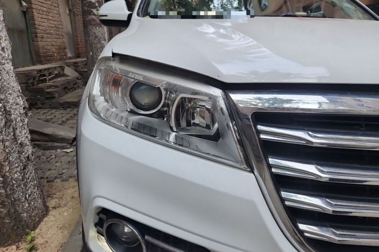 Used Haval H6 2018 Red-Label Sport Edition 1.5T Automatic Two-Wheel Drive Elite Model Right Front Headlight