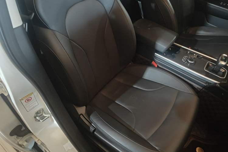 Used Haval H6 2018 Sport Edition 1.5T Automatic Two-Wheel Drive Elite Model China V Standard Right Front Seat