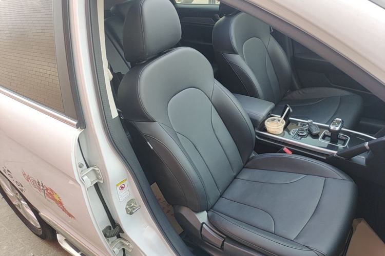 Used Haval H6 2018 Sport Edition 1.5T Automatic Two-Wheel Drive Elite Model China V Standard Right Front Seat