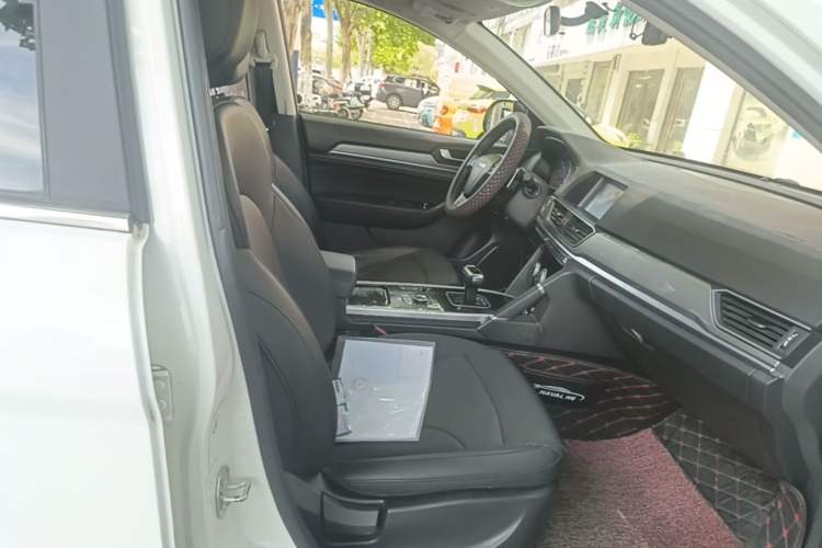 Used Haval H6 2018 Sport Edition 1.5T Automatic Two-Wheel Drive Elite Model China V Standard Right Front Seat