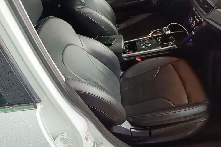 Used Haval H6 2018 Sport Edition 1.5T Automatic Two-Wheel Drive Elite Model China V Standard Right Front Seat