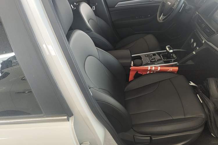Used Haval H6 2018 Sport Edition 1.5T Automatic Two-Wheel Drive Elite Model China V Standard Right Front Seat