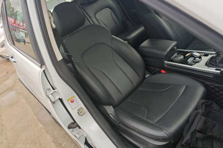 Used Haval H6 2018 Red-Label Sport Version 1.5T Manual Two-Wheel Drive Elite Model Right Front Seat
