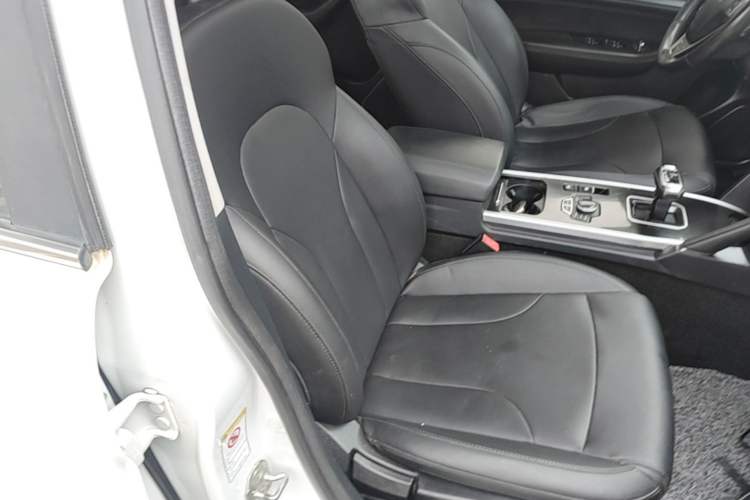 Used Haval H6 2018 Red-Label Sport Edition 1.5T Automatic Two-Wheel Drive Elite Model Right Front Seat