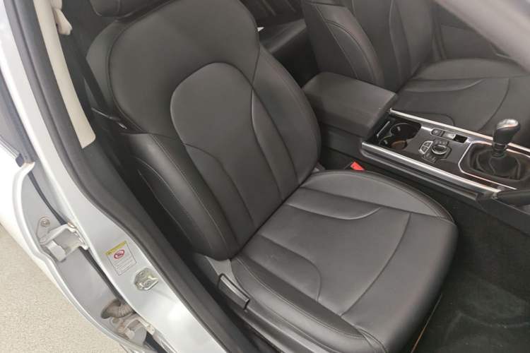 Used Haval H6 2018 Red-Label Sport Version 1.5T Manual Two-Wheel Drive Elite Model Right Front Seat