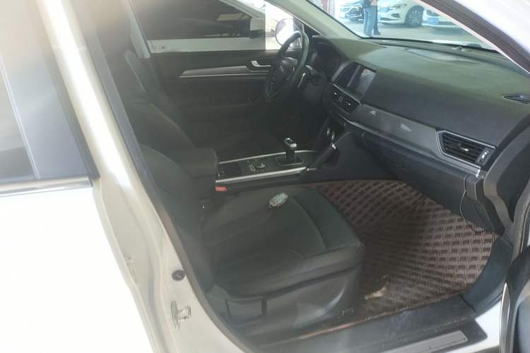 Used Haval H6 2018 Sport Edition 1.5T Automatic Two-Wheel Drive Elite Model China V Standard Right Front Seat