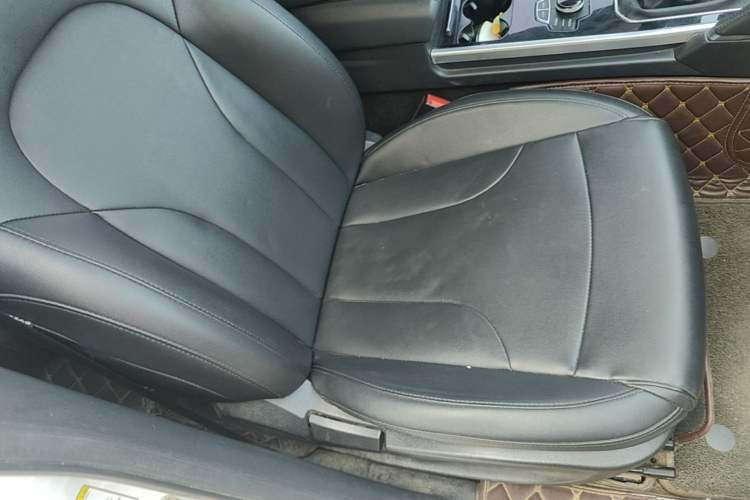 Used Haval H6 2018 Red-Label Sport Version 1.5T Manual Two-Wheel Drive Elite Model Right Front Seat