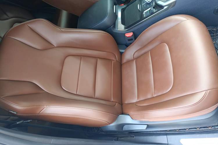 Used Haval H6 2018 Red-Label 2.0T Automatic Luxury Model Right Front Seat