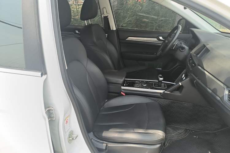 Used Haval H6 2018 Sport Edition 1.5T Automatic Two-Wheel Drive Elite Model China V Standard Right Front Seat