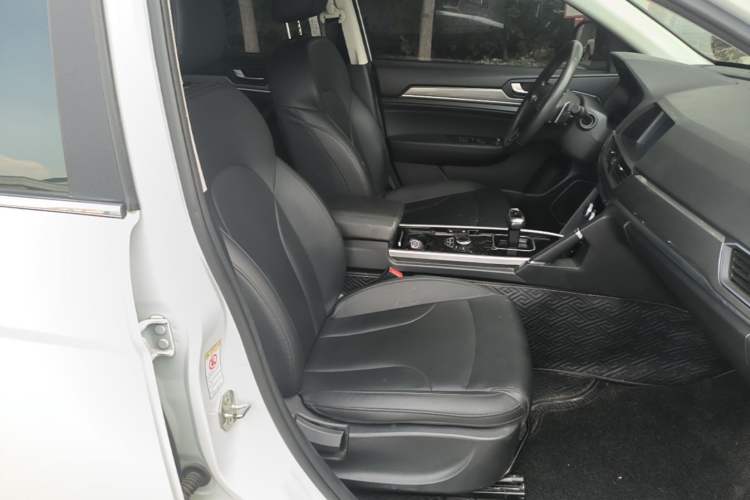 Used Haval H6 2018 Sport Edition 1.5T Automatic Two-Wheel Drive Elite Model China V Standard Right Front Seat