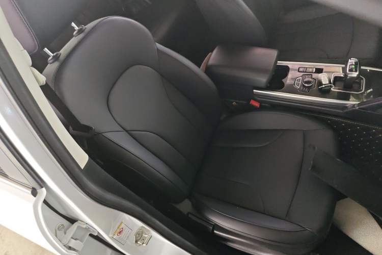 Used Haval H6 2018 Blue Label Sport Edition 1.5T Automatic Two-Wheel Drive Elite Model Right Front Seat
