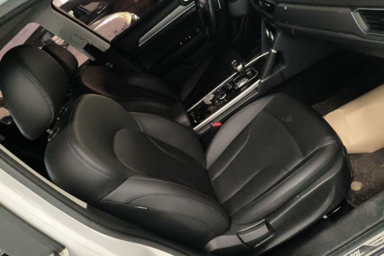 Used Haval H6 2018 Sport Edition 1.5T Automatic Two-Wheel Drive Elite Model China V Standard Right Front Seat