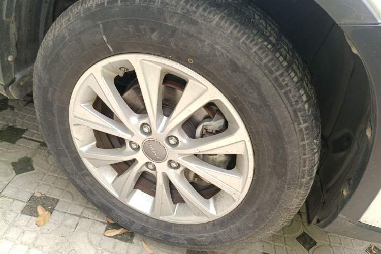 Used Haval H6 2018 Red-Label Sport Edition 1.5T Automatic Two-Wheel Drive Elite Model Right Front Wheel Hub
