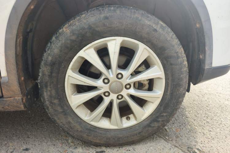 Used Haval H6 2018 Red-Label Sport Version 1.5T Manual Two-Wheel Drive Elite Model Right Front Wheel Hub