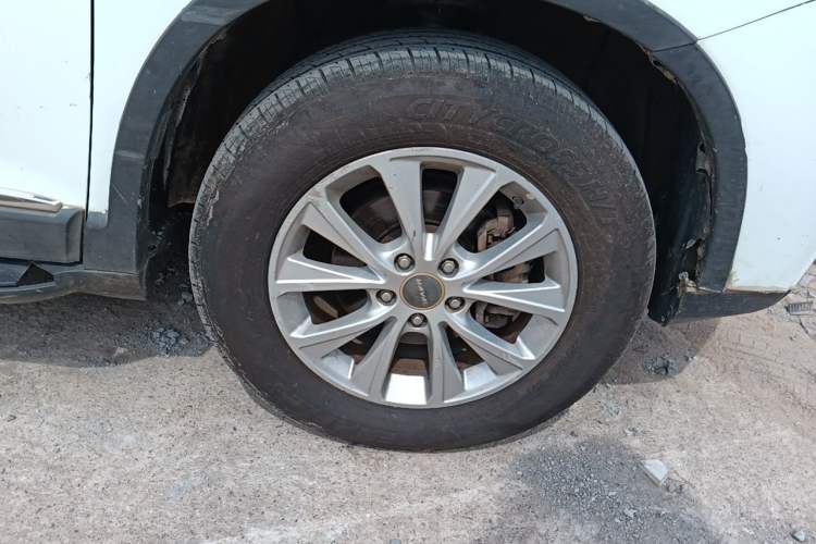 Used Haval H6 2018 Sport Edition 1.5T Automatic Two-Wheel Drive Elite Model China V Standard Right Front Wheel Hub