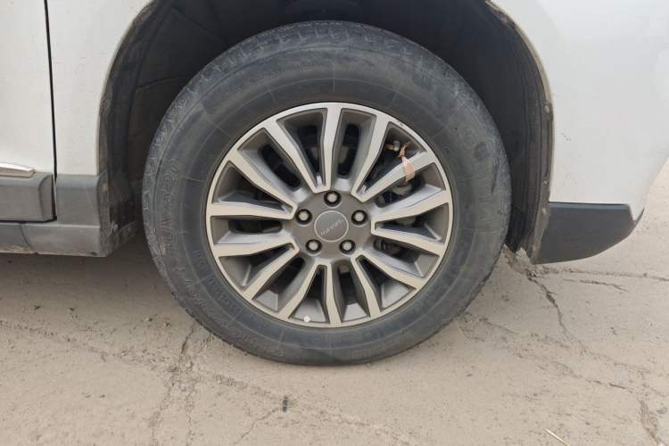 Used Haval H6 2018 Blue Label Sport Edition 1.5T Automatic Two-Wheel Drive Elite Model Right Front Wheel Hub
